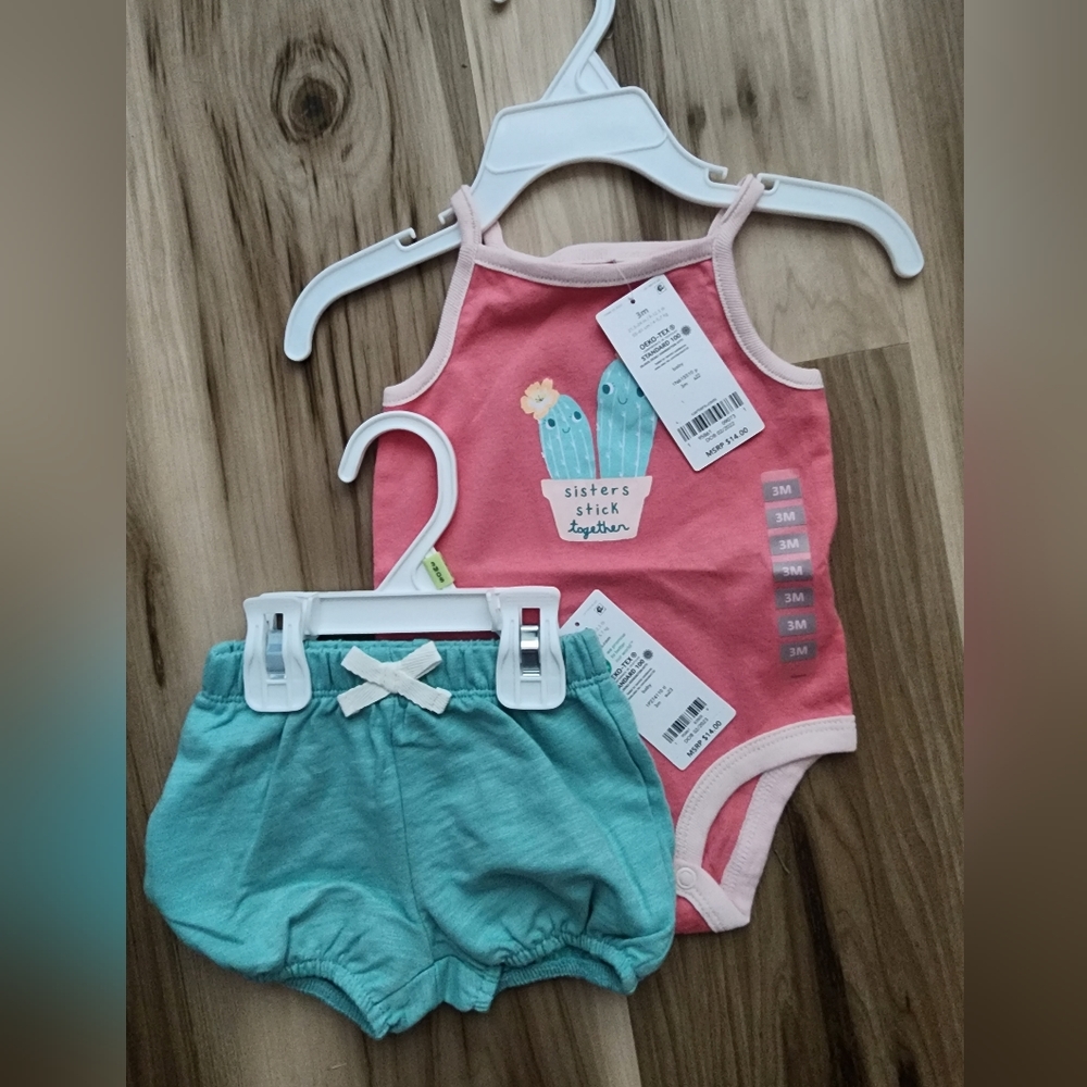 Carter's outfit